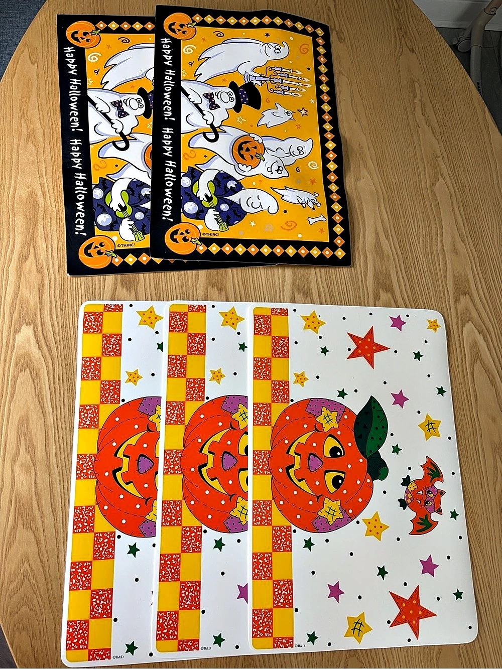 Halloween vintage vinyl Placemats -
Pumpkin & Ghosts. Lot of 5